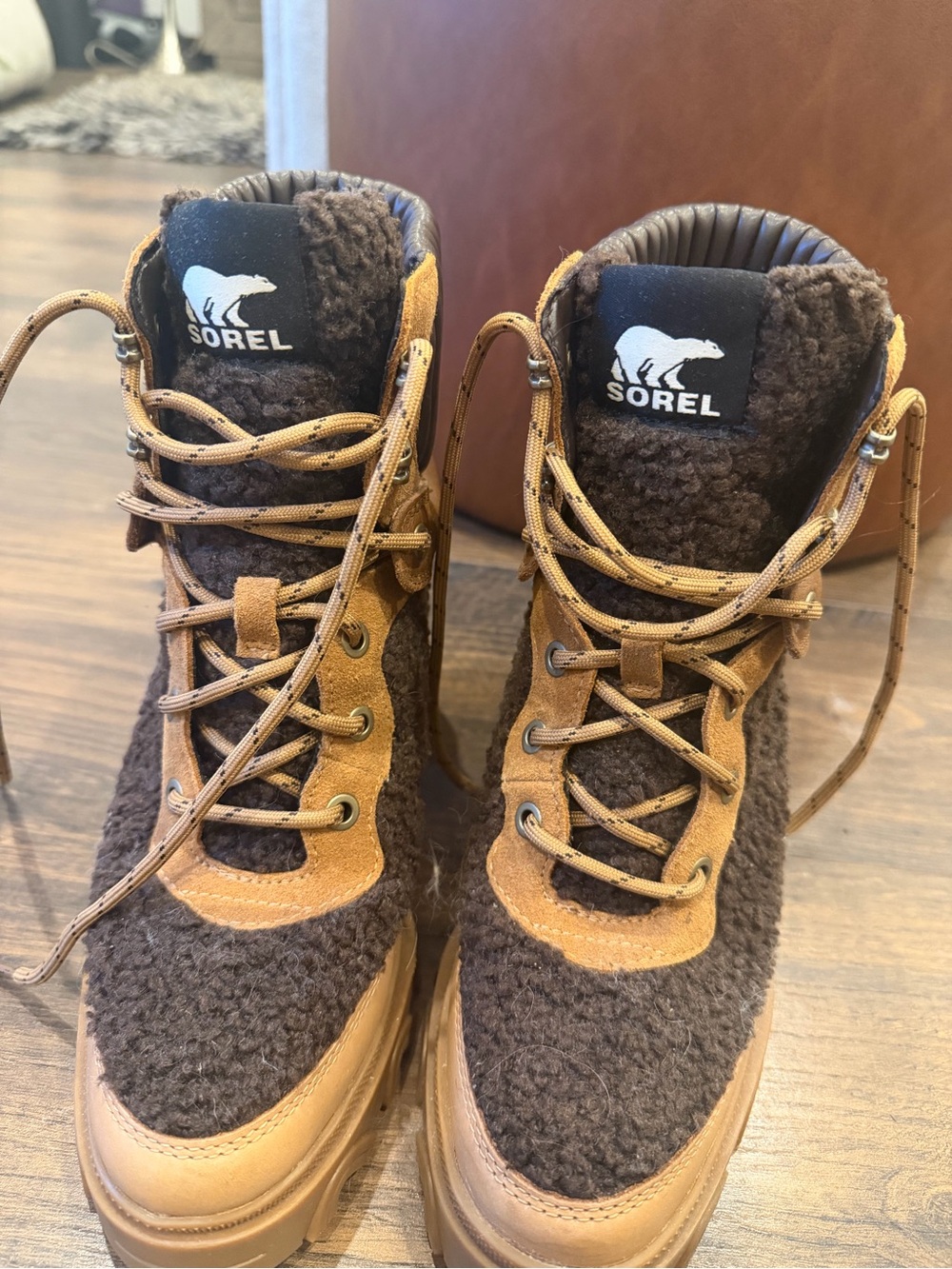 Sorel Brown Sherpa Winter Boots with Tan Accents